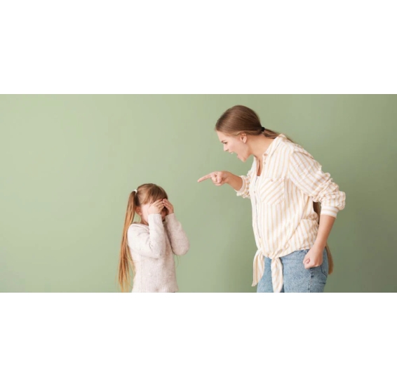 NHỮNG LỜI NÓ TIÊU CỰC CỦA CHA MẸ ẢNH HƯỞNG ĐẾN CON CÁI NHƯ THẾ NÀO?