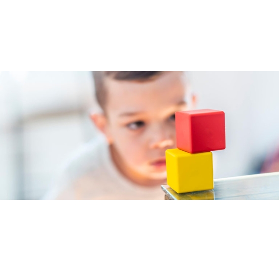 Phát hiện trẻ tự kỷ dưới 1 tuổi như thế nào?